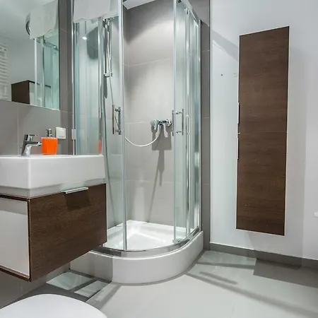 Executive Suites Postepu Apartment